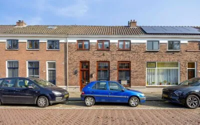 Tussenwoning te koop: Oostsingel 39, Singelkwartier Schiedam
