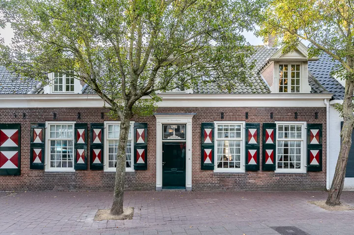 Tussenwoning te koop: Ooststraat 14, Domburg