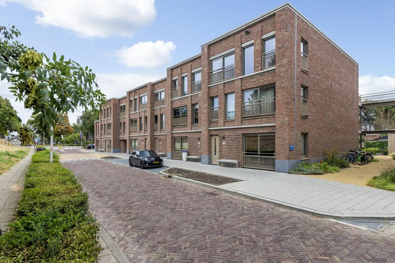 Appartement te koop: Ooststraat 92, Oud-Beijerland