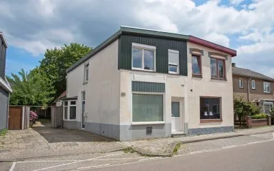 Twee-onder-één-kap te koop: Oostveenweg 85, Velve-Lindenhof Enschede