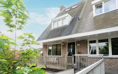Apartment for sale: Oostzanerdijk 101, Oostzanerdijk Amsterdam