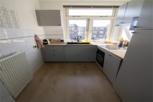 Woning te huur: Oostzeedijk, Struisenburg Rotterdam