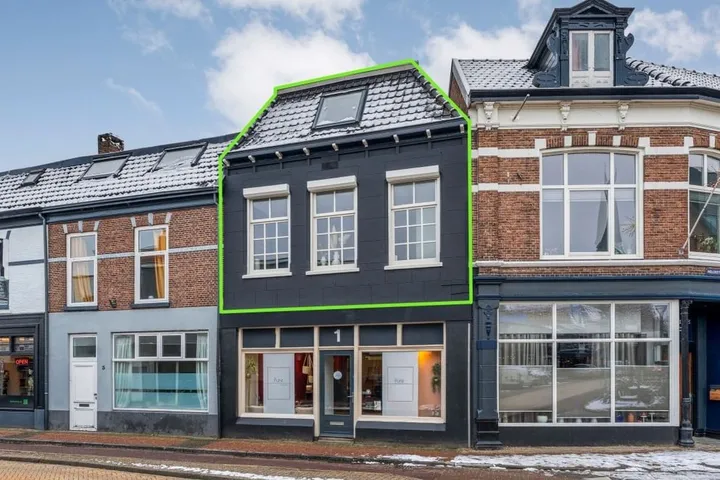 Tussenwoning te koop: Ootmarsumsestraat 1A, Binnenstad Noord Almelo