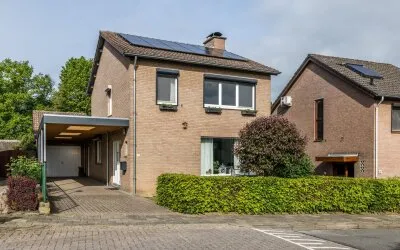 Vrijstaande woning te koop: Op de vijf bunder 31, Vaesrade Nuth