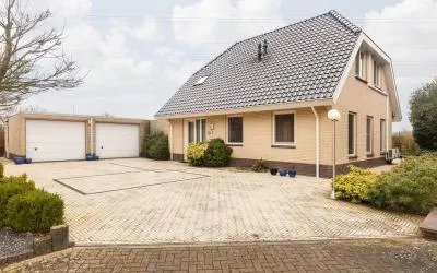 Vrijstaande woning te koop: Op den Meulenweg 9, Schinveld Schinveld