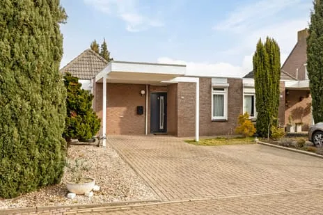 Twee-onder-één-kap te koop: Op den Toum 23, Kern Haelen Haelen