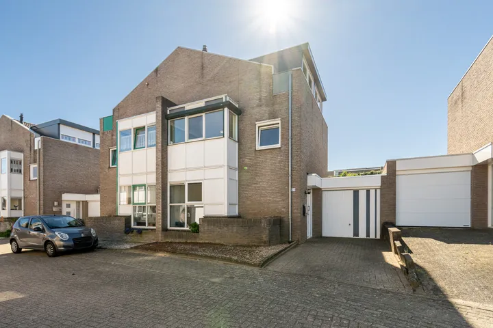 Tussenwoning te koop: Op der Graaf 29, Nieuwenhagerheide Landgraaf