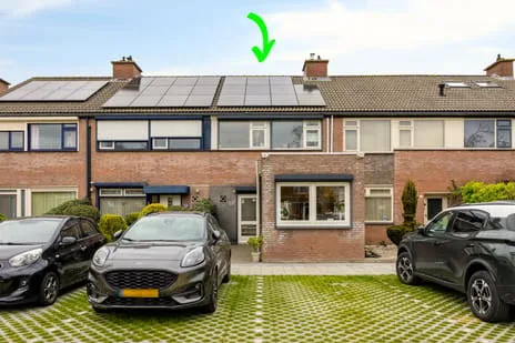 Tussenwoning te koop: Opaaldijk 52, Roosendaal