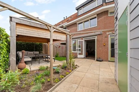Tussenwoning te koop: Operalaan 31, Operabuurt Capelle Aan Den Ijssel