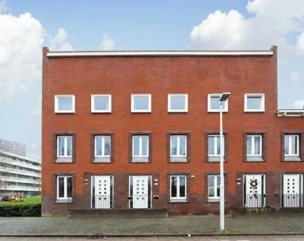 Tussenwoning te koop: Operettelaan 377, Terwijde-West Utrecht