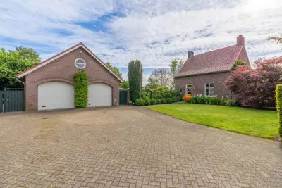 Twee-onder-één-kap te koop: Oploseweg 22A, Overloon buitengebied Overloon