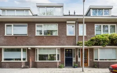 Tussenwoning te koop: Oranje-Nassaulaan 51, Oud Hoograven-Noord Utrecht