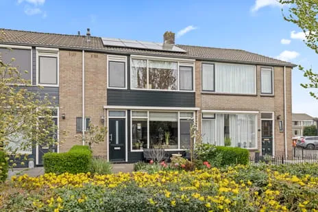Tussenwoning te koop: Oranje-Nassaustraat 27, Benschop-Dorp Benschop