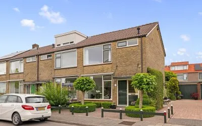 Corner house for sale: Oranje-Nassaustraat 47, Benschop-Dorp Benschop