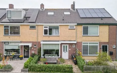 Tussenwoning te koop: Oranje Nassaulaan 32, De Knip Voorhout