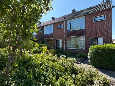 Tussenwoning te koop: Oranje Nassaustraat 28, Plan Zuid Bovenkarspel