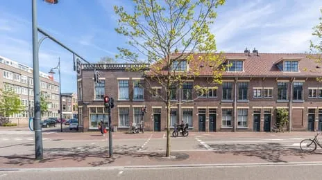 Tussenwoning te koop: Oranjeboomstraat 2, Levendaal-Oost Leiden