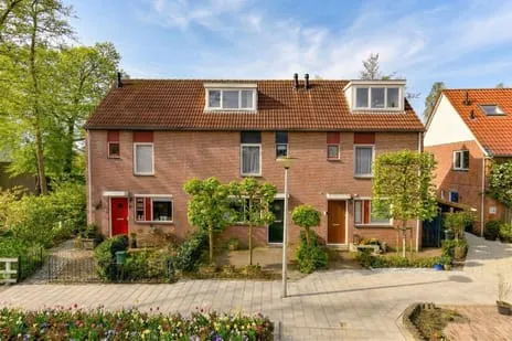 Tussenwoning te koop: Oranjehof 6, Ouderkerk aan de Amstel Ouderkerk Aan De Amstel
