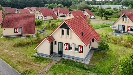Vrijstaande woning te koop: Oranjekanaal NZ 10-0029, Verspreide huizen Wezuperbrug Wezuperbrug