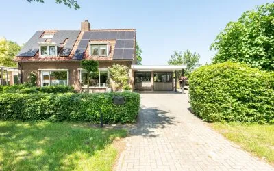 Twee-onder-één-kap te koop: Oranjekanaal NZ 2, Zuidbarge Emmen