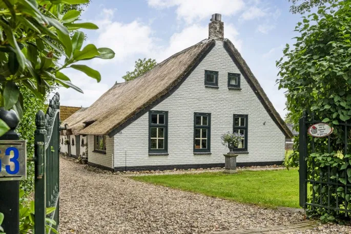 Vrijstaande woning te koop: Oranjekanaal Z.Z. 63, Verspreide huizen Hijken Hijken