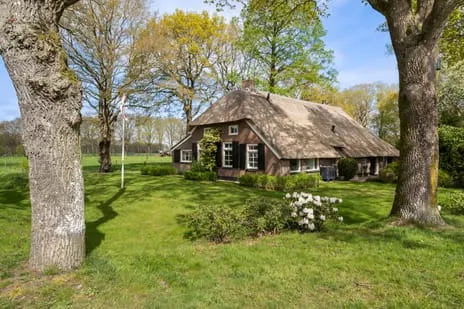 Vrijstaande woning te koop: Oranjekanaal N.Z. 8, Hijken Hijken