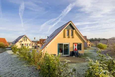 Woning te koop: Oranjekanaal NZ 10-0026, Verspreide huizen Wezuperbrug Wezuperbrug