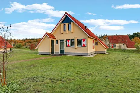 Woning te koop: Oranjekanaal NZ 10-0045, Verspreide huizen Wezuperbrug Wezuperbrug