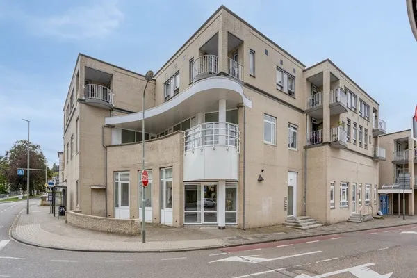 Woning te koop: Oranjelaan 1, Valkenburg