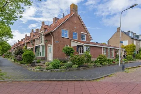 Hoekwoning te koop: Oranjelaan 108, Blokhuis Lisse