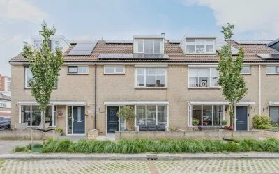 Tussenwoning te koop: Oranjelaan 167, Frederiksoord-Noord Rijnsburg