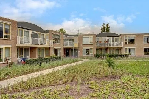 Huurwoning: Oranjeplein in Vroomshoop - €682 per maand