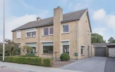 Twee-onder-één-kap te koop: Oranjestraat 14, Rijsbergen Rijsbergen