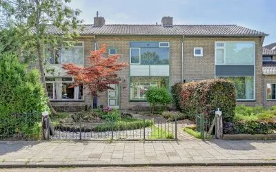Terraced house for sale: Oranjestraat 2A, Oostendam Hendrik-Ido-Ambacht