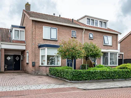 Twee-onder-één-kap te koop: Oranjestraat 3, Staphorst-Noord Staphorst
