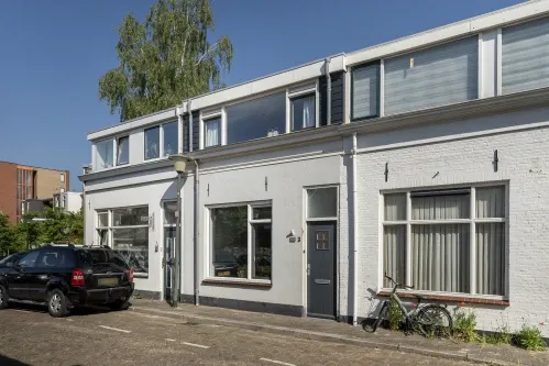 Tussenwoning te koop: Oranjestraat 3, Oostbuurt Vlaardingen