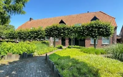 Twee-onder-één-kap te koop: Oranjestraat 40C, Middelbeers Oost West En Middelbeers