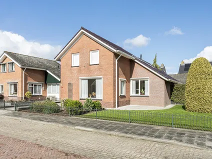 Vrijstaande woning te koop: Oranjestraat 44, Staphorst-Noord Staphorst
