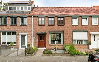 Tussenwoning te koop: Oranjestraat 48, Noordpolder Terneuzen