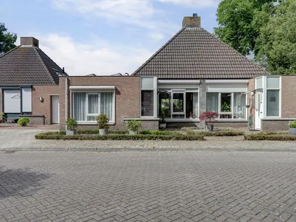 Tussenwoning te koop: Orchideestraat 4, Putte Putte