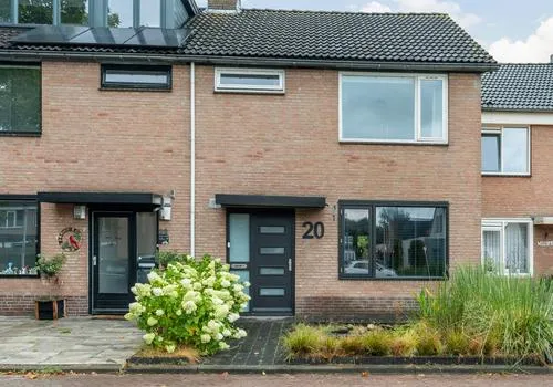 Tussenwoning te koop: Orgelhof 20, Etten-Leur