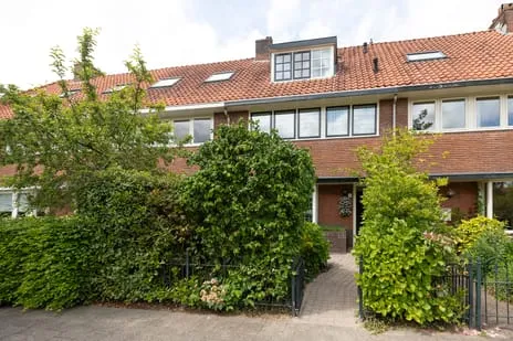 Tussenwoning te koop: Orionlaan 5, Astronomische Buurt Hilversum