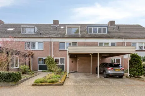 Tussenwoning te koop: Orleanshof 44, Achtse Barrier-Gunterslaer Eindhoven
