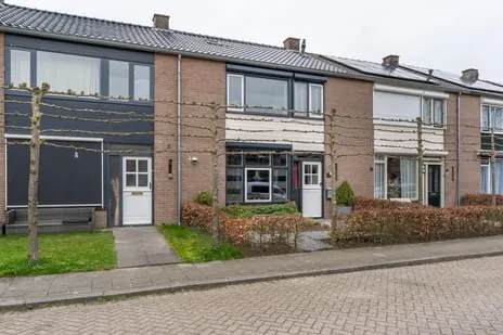 Tussenwoning te koop: Ormelingstraat 12, Nederhemert