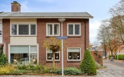 Twee-onder-één-kap te koop: Osnabrückstraat 11, Boswinkel-De Braker Enschede