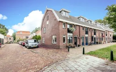 Hoekwoning te huur: Ossenmarkt 43, Weesp Centrum Weesp