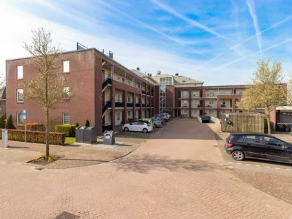 Appartement te koop: Ossenwaard 32, Wijk En Aalburg