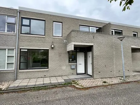 Tussenwoning te koop: Ossenweide 17, Zwaag