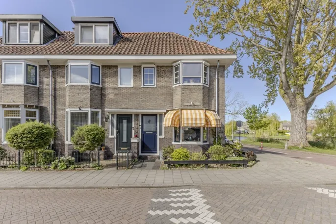 Hoekwoning te koop: Oud Heinstraat 27, Rooswijk Zaandijk