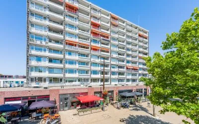 Appartement te koop: Ouddiemerlaan 121, Ruimzicht West Diemen